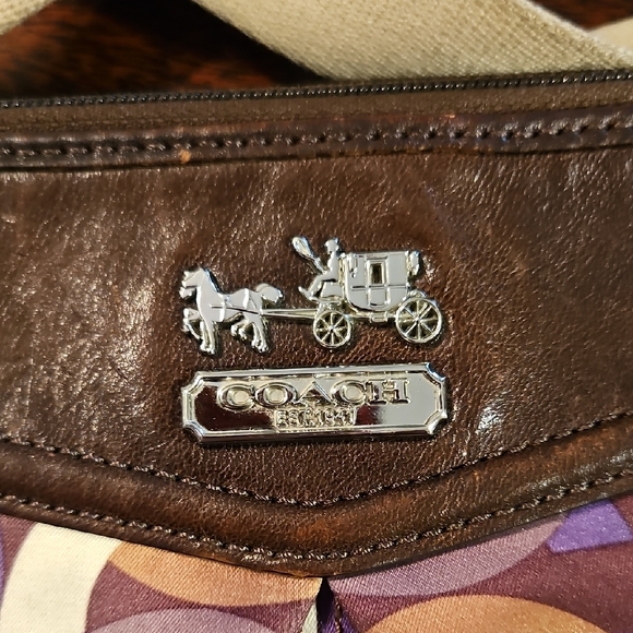 Coach Multicolor Crossbody Bag with Logo Detail - Picture 2 of 7